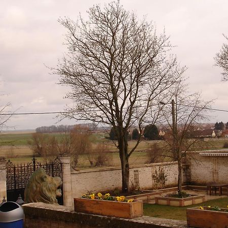 Chateau Du Jard Chaumont-en-Vexin Exteriör bild
