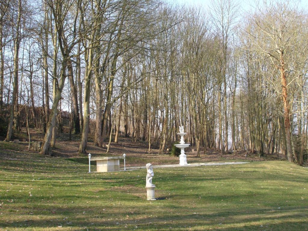 Chateau Du Jard Chaumont-en-Vexin Exteriör bild